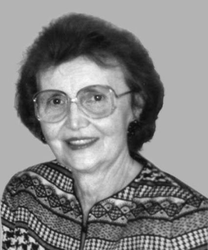 Літературознавець, авторка підручників із української літератури