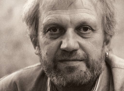 Сучасний український письменник, журналіст, представник станіславського феномену